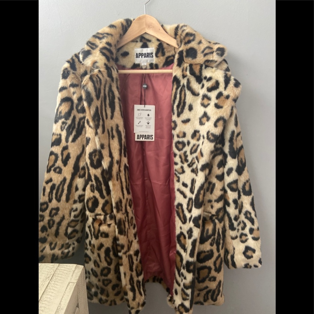 Apparis leopard coat